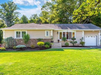 95 Wayne Ct, North Haledon, NJ, 07508