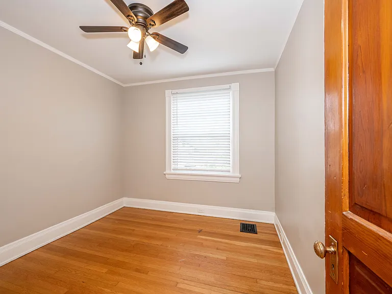 2737 Arbor Ave — Photo 50