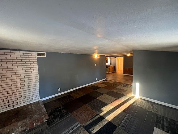 4th image of 520 N Paul Avenue