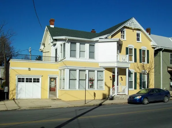12 N Potomac St #14, Waynesboro, PA 17268