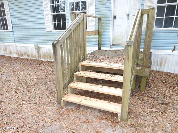4th image of 3077 Black Creek Dr