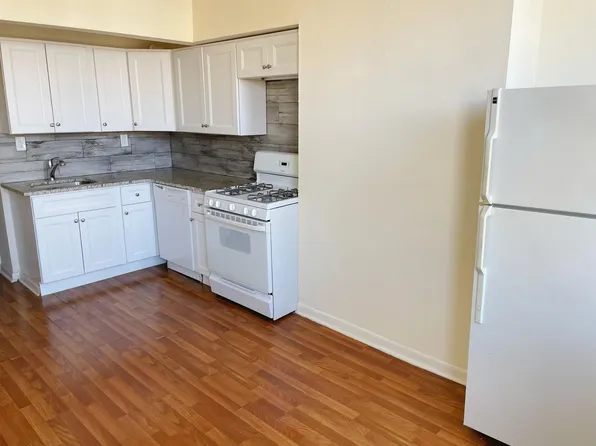 526 Adams Street image 1 of 7