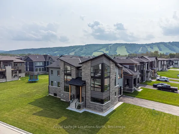 157 Springside Cres, The Blue Mountains, ON L9Y 4P5