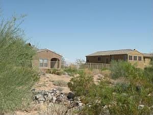 3rd image of 8318 E Laurel Cir