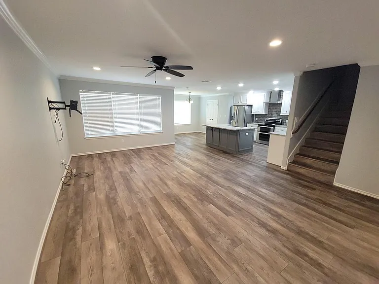 115 Sendero Dr — Photo 3