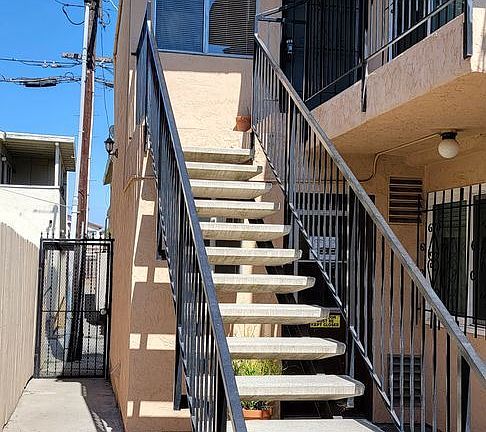 2nd image of 4227 36th St #7-7-36TH42