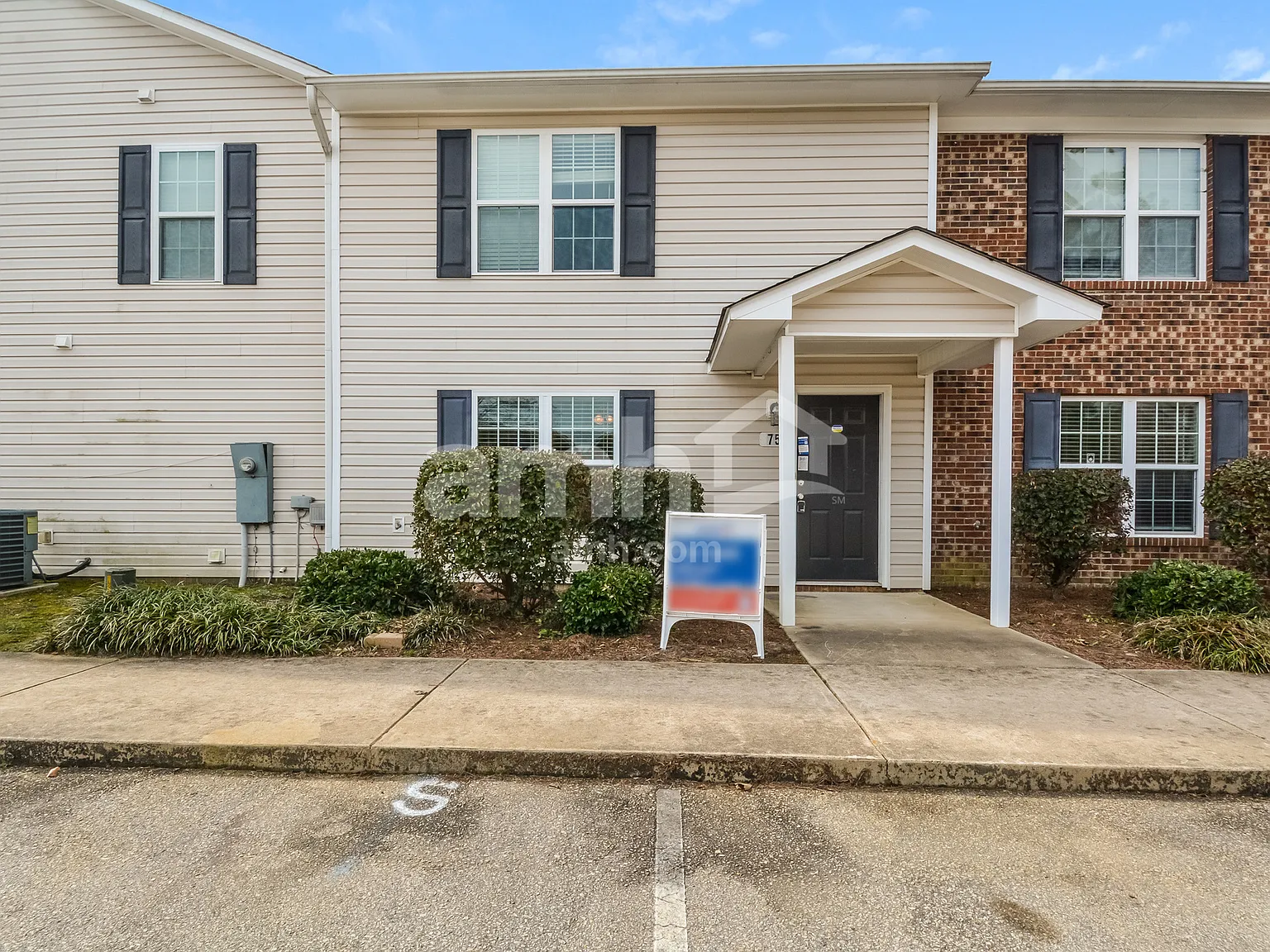 2 bed, 2.5 bath, 1200 sqft, $1,445 — Photo 1
