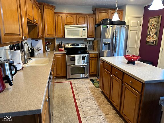 4th image of 11155 Baywood Ln