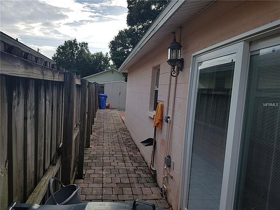 5th image of 7226 N Sterling Ave