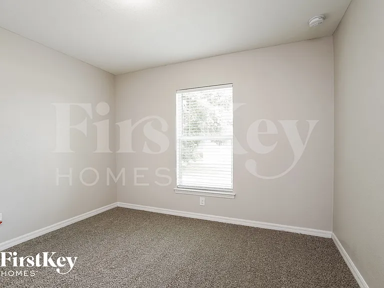 1113 NW 1st Ave — Photo 12