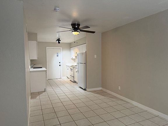 3rd image of 514 S Bellview #514-01