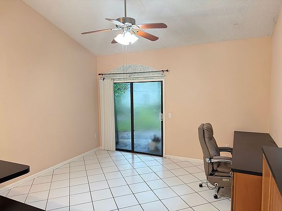 5th image of 101 N Hill Ave APT 13