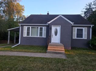 94 Larpenteur Ave W, Saint Paul, MN 55117