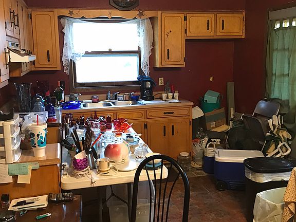 4th image of 1806 E Harvest Cir
