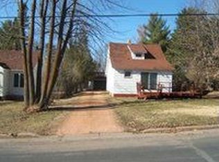 529 E Taylor St, Medford, WI 54451