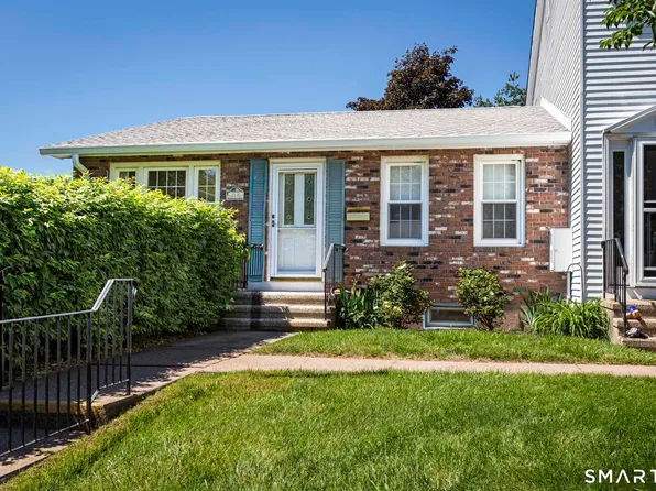 27 Esquire Drive #A, Manchester, CT 06042