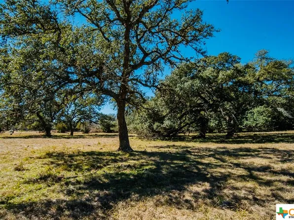County Road 418, Yoakum, TX 77995