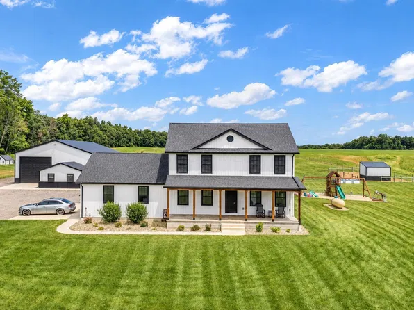 6445 Sycamore Rd, Centerburg, OH 43011
