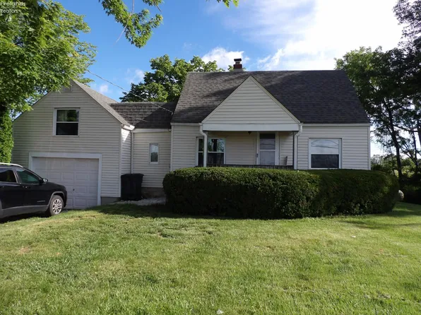 4301 Walbridge Rd, Northwood, OH 43619