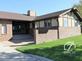 320 N Sunset St, Pierce, NE 68767