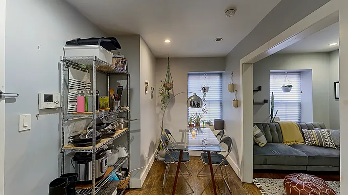 Rented by Charney Real Estate LLC | media 2