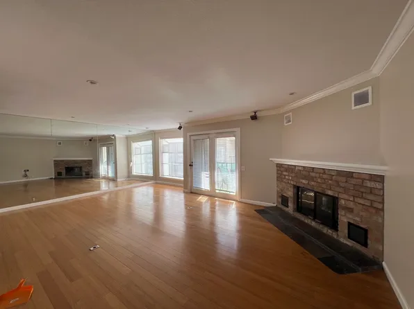 2020 N Garrett Ave APT 107, Dallas, TX 75206
