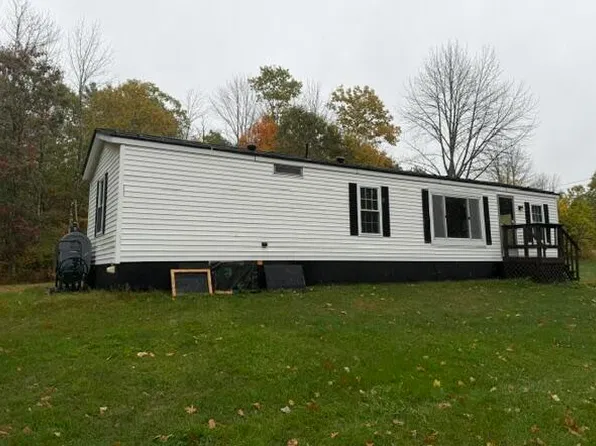 15 Doe Lane, Windsor, ME 04363