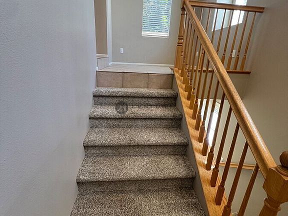5th image of 33455 Winston Way Unit C