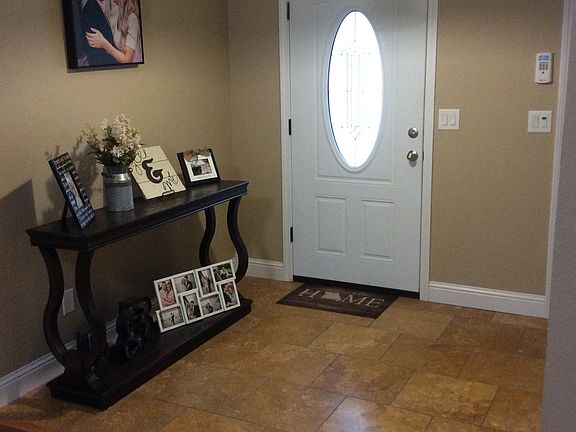 4th image of 420 Oak Meadow Dr