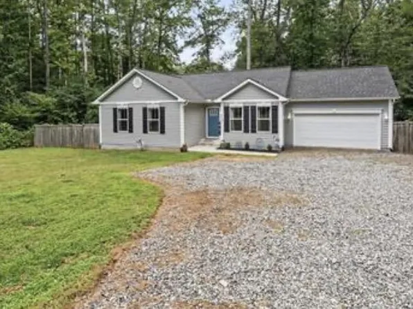 219 Sea Cliff Dr, Ruther Glen, VA 22546