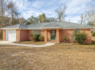 163 Shadow Oak Cir, Crawfordville, FL 32327