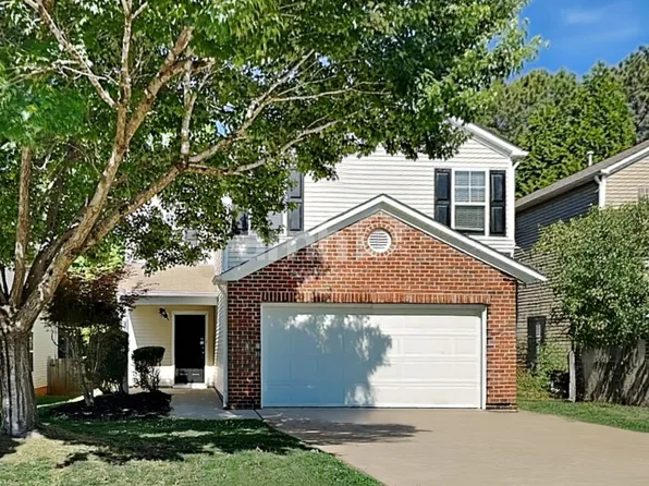 37 Valleyfield Dr, Clayton, NC 27527