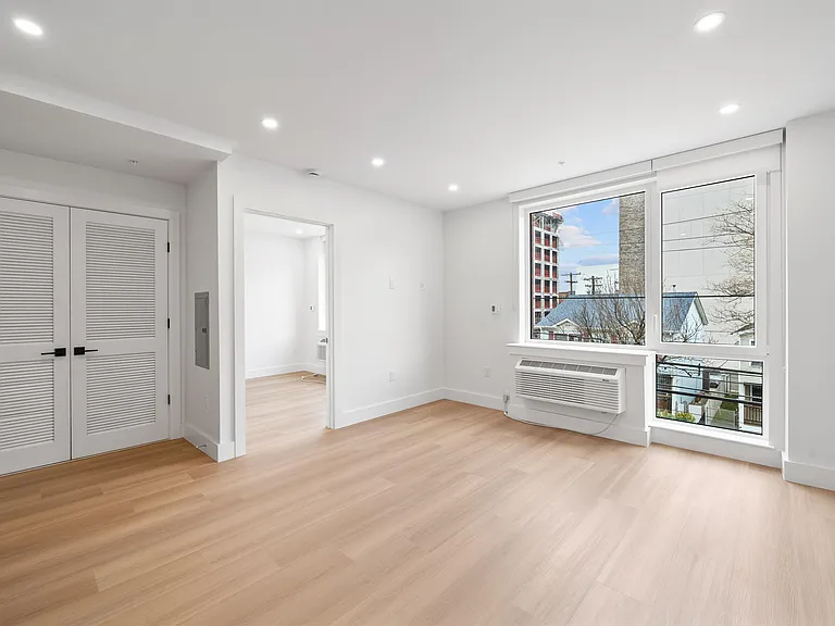 337 Johnston Ave #307 — Photo 7