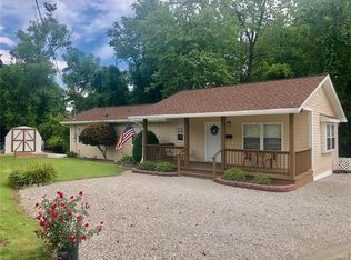 316 N Church St, Waterloo, IL 62298