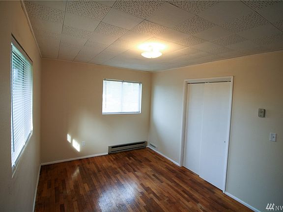 5th image of 1444 E Fairbanks St