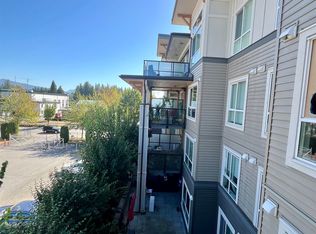 12409 Harris Rd #302, Pitt Meadows, BC V3Y0E7