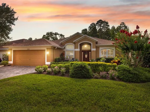 19418 Morden Blush Dr, Lutz, FL 33558