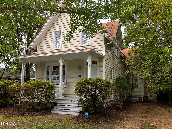 4th image of 220 E King Street