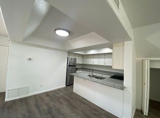 Colonia Apartment Homes - Roger, Tempe, AZ 85282