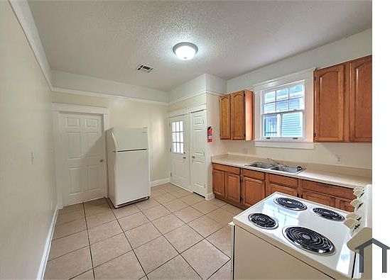 1st image of 4713 Euphrosine St