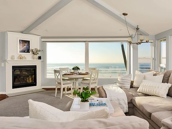 4th image of 2949 Ocean Front Walk