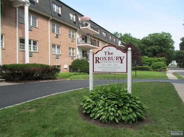 530 Fairview Ave #206-3206, Westwood, NJ 07675