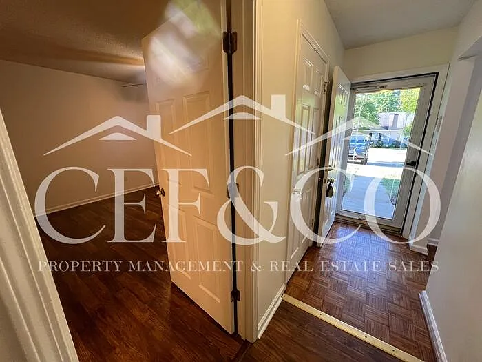 61 Sweetbriar Ln — Photo 14