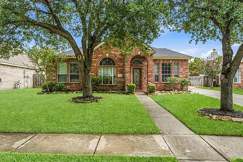 27730 Geneva Hills Ln Photo 1