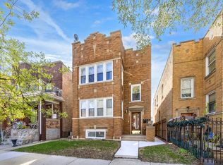 4742 N Kedvale Ave, Chicago, IL 60630