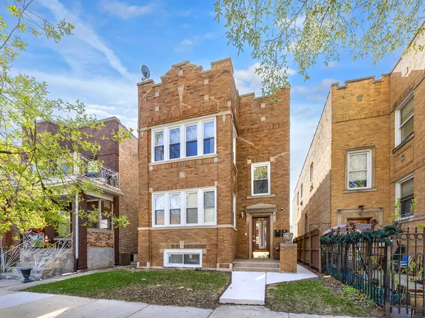 4742 N Kedvale Ave, Chicago, IL 60630