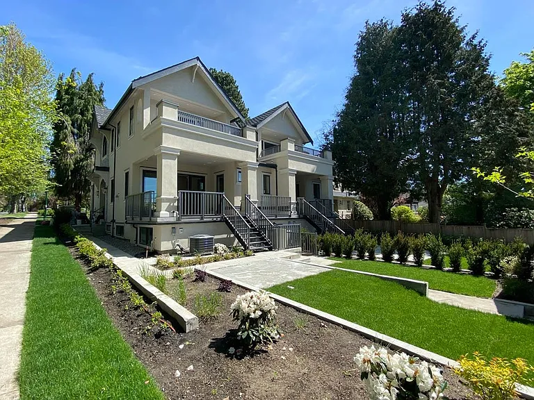 1368 W 43rd Ave #UPPER — Photo 40