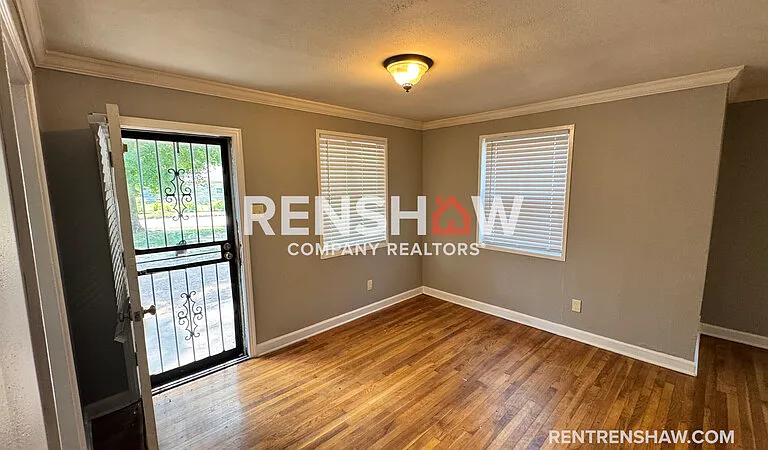 4319 Dunn Rd — Photo 3