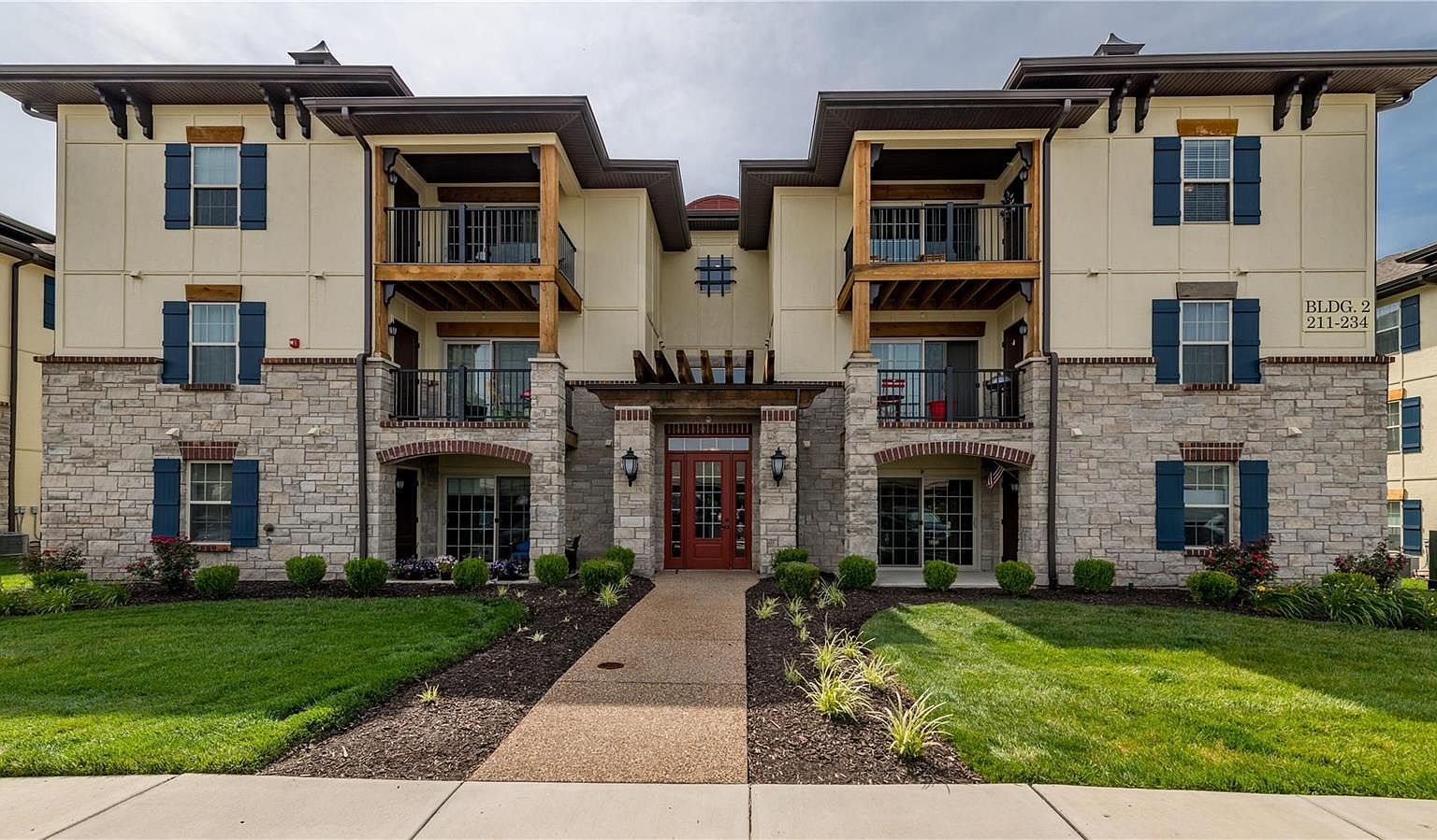 211 Bordeaux Way, Saint Peters, MO 63376 Zillow