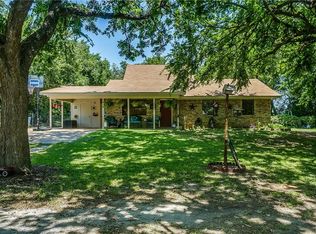 1414 W Ball St, Weatherford, TX 76086